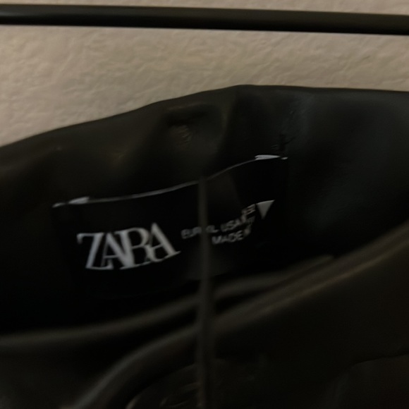 Zara Black Faux Leather High Rise Ankle Zip Leggings - Picture 7 of 10